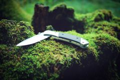 Osterhofen Wanderer werden mit Messer bedroht