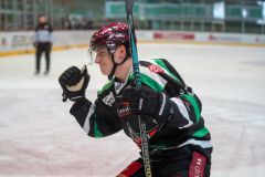 Starbulls Rosenheim Enrico Henriquez für das DEB U