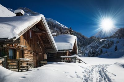 Spitzingsee Schlittenunfall am Kurvenlift eine Per