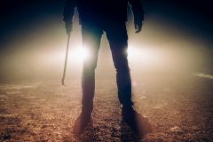 Hausham Junge Frau auf offener Straße überfallen u