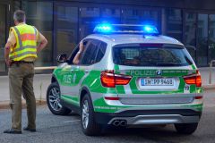 Holzkirchen Umgefahrener Verkehrsspiegel