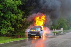 Landkreis München Pkw Brand am Autobahnkreuz Münch
