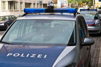 Holzkirchen Sachbeschädigung auf Terrasse des Batu
