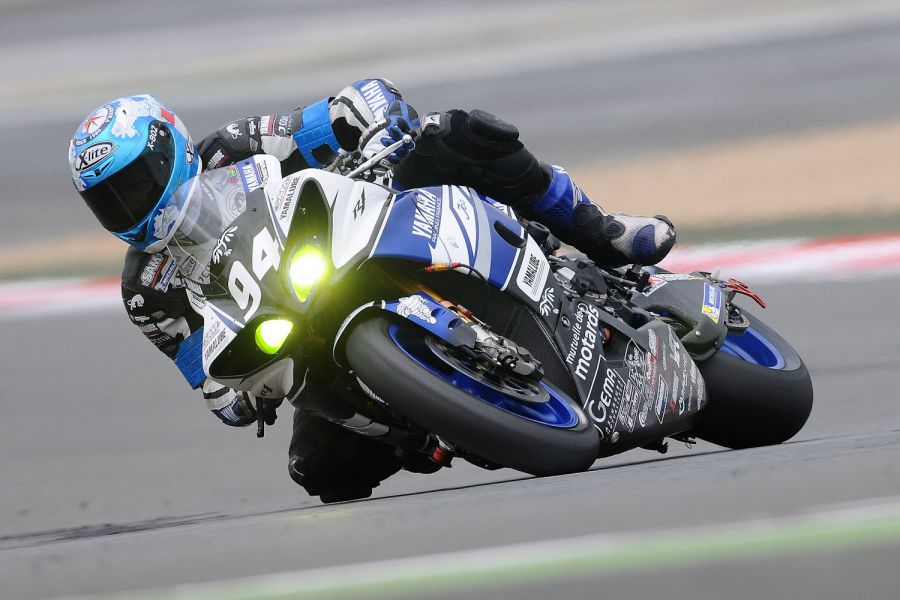 Valley Verkehrsunfall mit 18 jähriger Motorradfahr