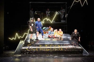 Landestheater Schwaben spielt Mutter Courage ? im 