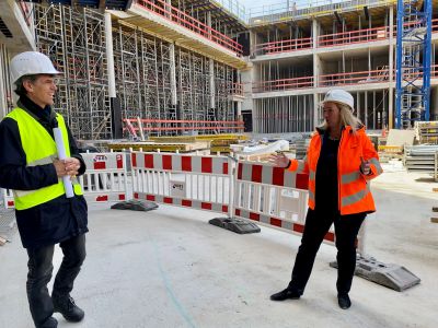 Besichtigung der Baustelle des neuen Strafjustizze