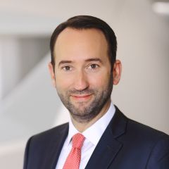 Jörg Frischholz wird neuer Privatkundenvorstand de