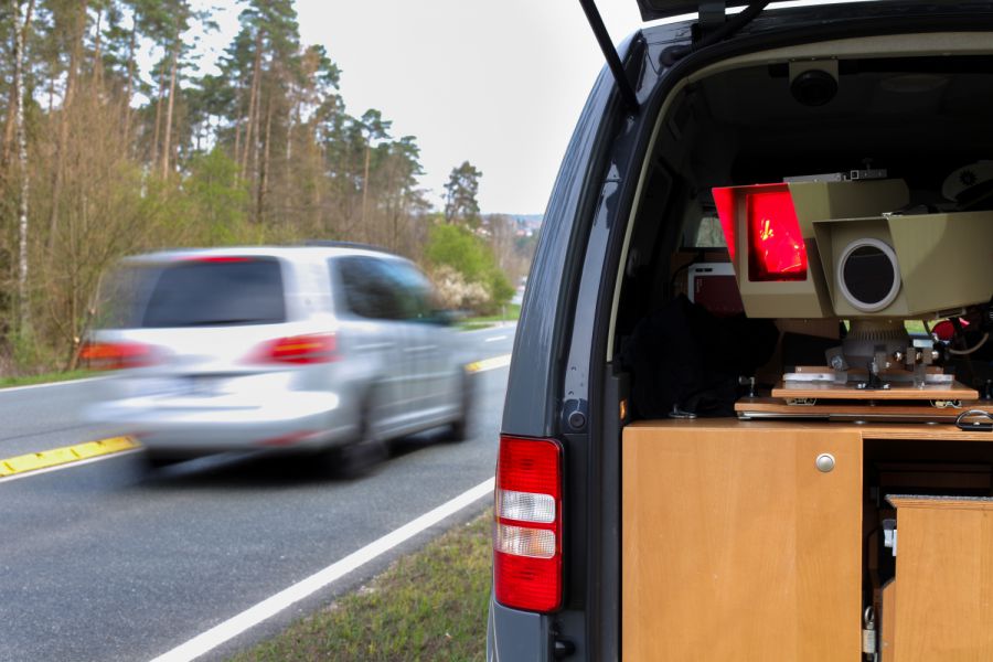 Geschwindigkeitsüberwachung auf der A8 und A995